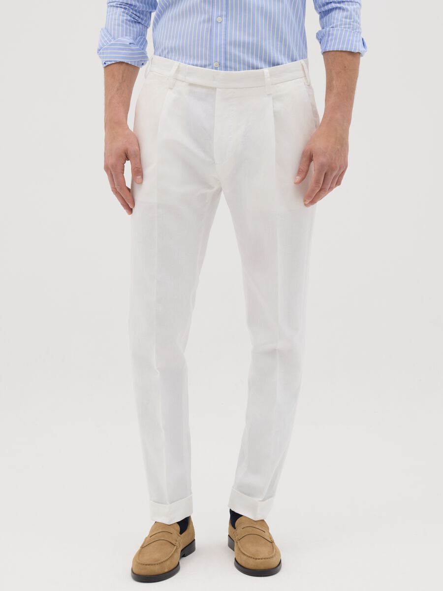 Men’s white linen regular-fit trousers_1