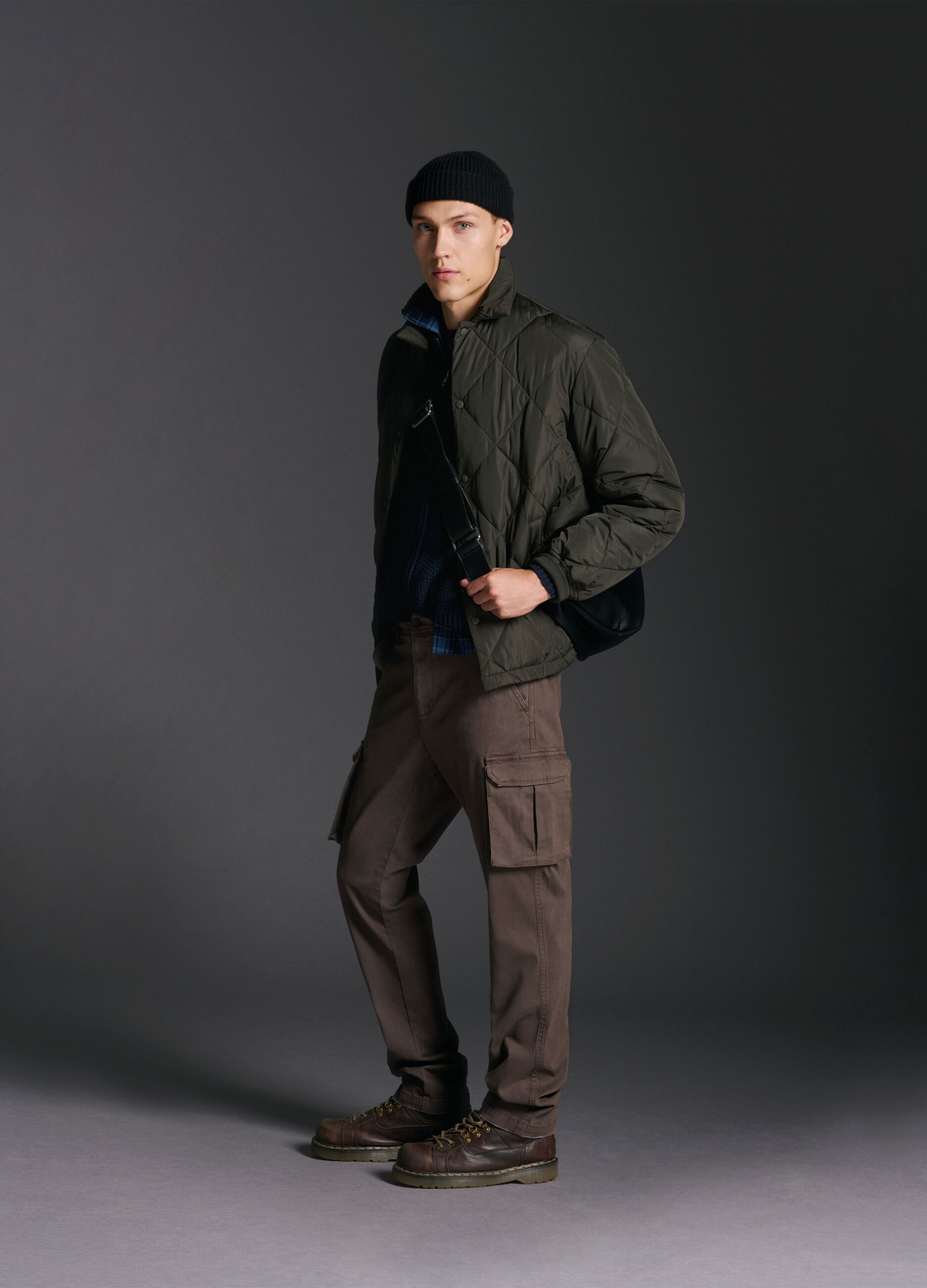 Slim fit stretchy cotton brown cargo trousers