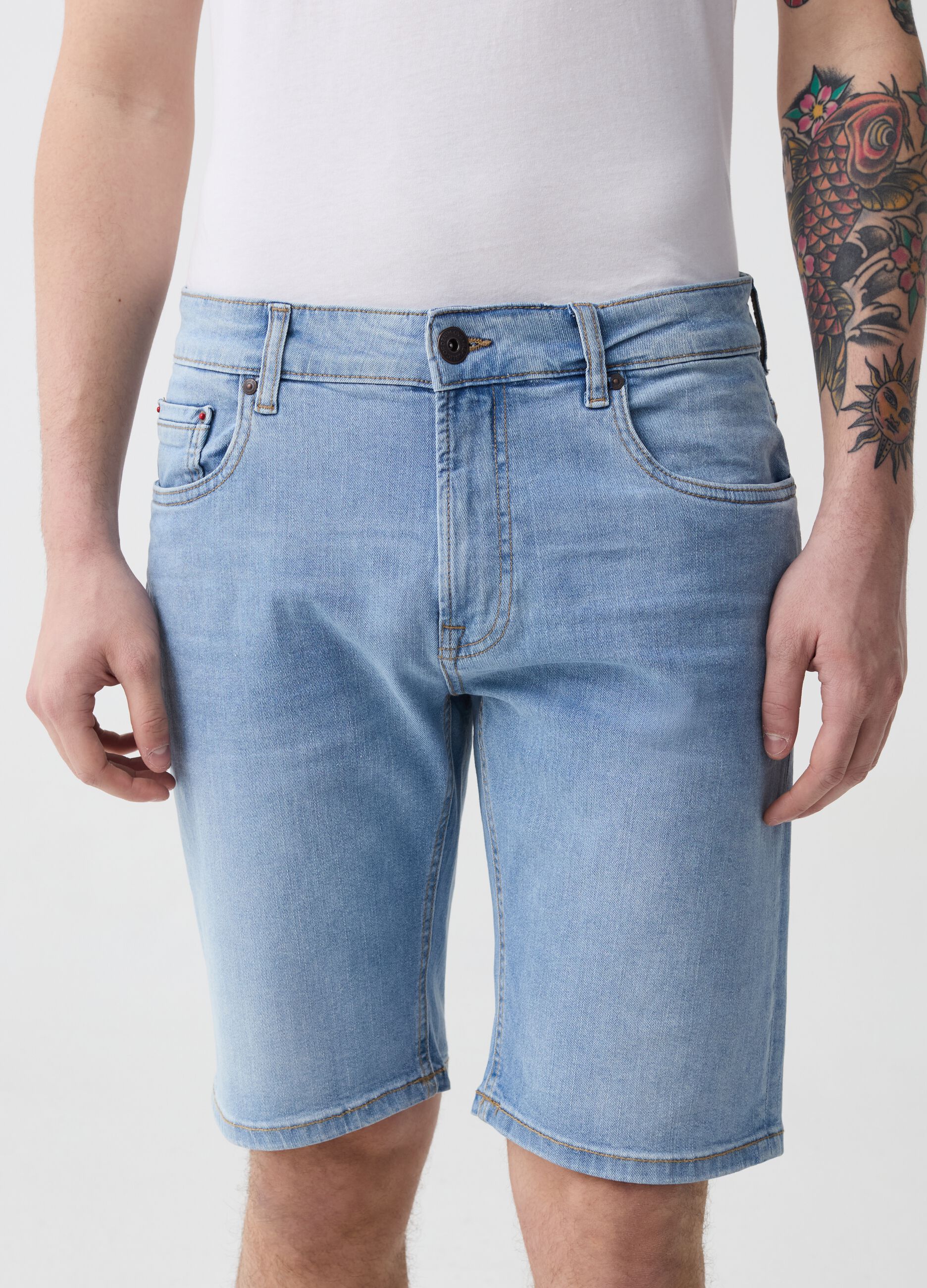 Bermuda slim fit in denim cinque tasche