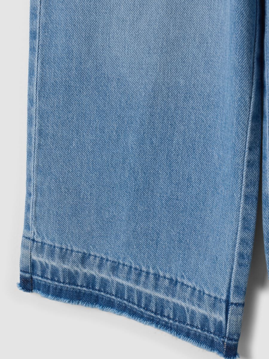 Jeans azzurri wide leg in puro cotone con vita elasticizzata per bambina_3