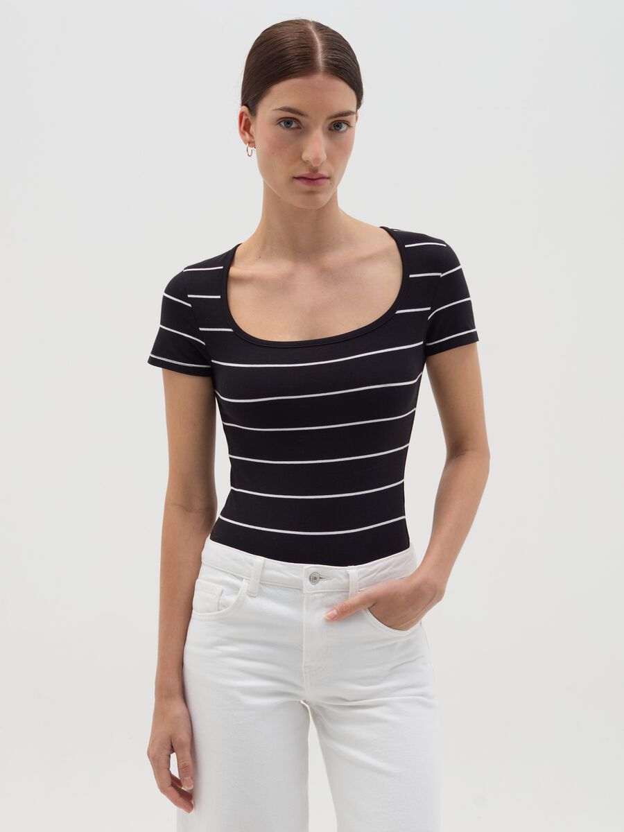 Striped bodysuit with short sleeves_1