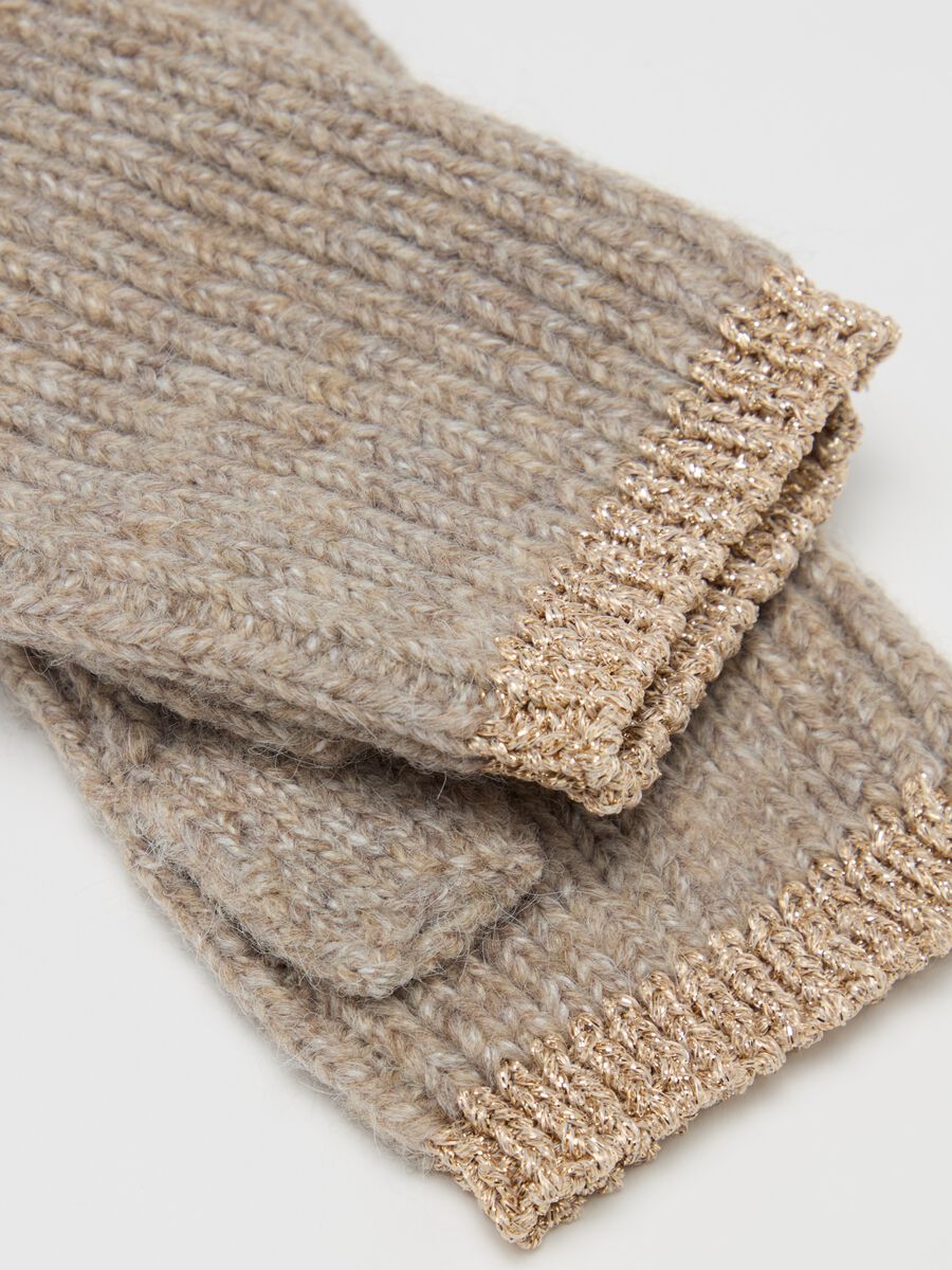 Fingerless gloves with lurex_2