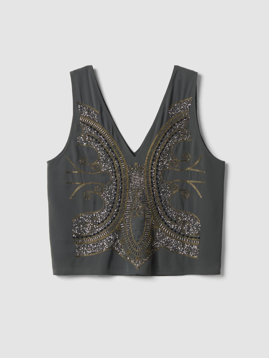 Grey embroidered V-neck top_6