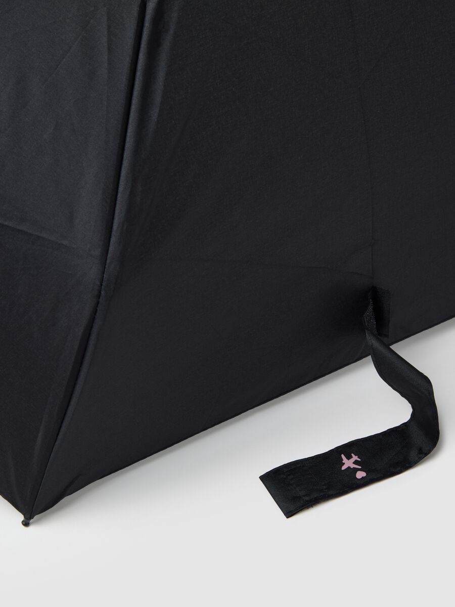 Black umbrella with writing_2