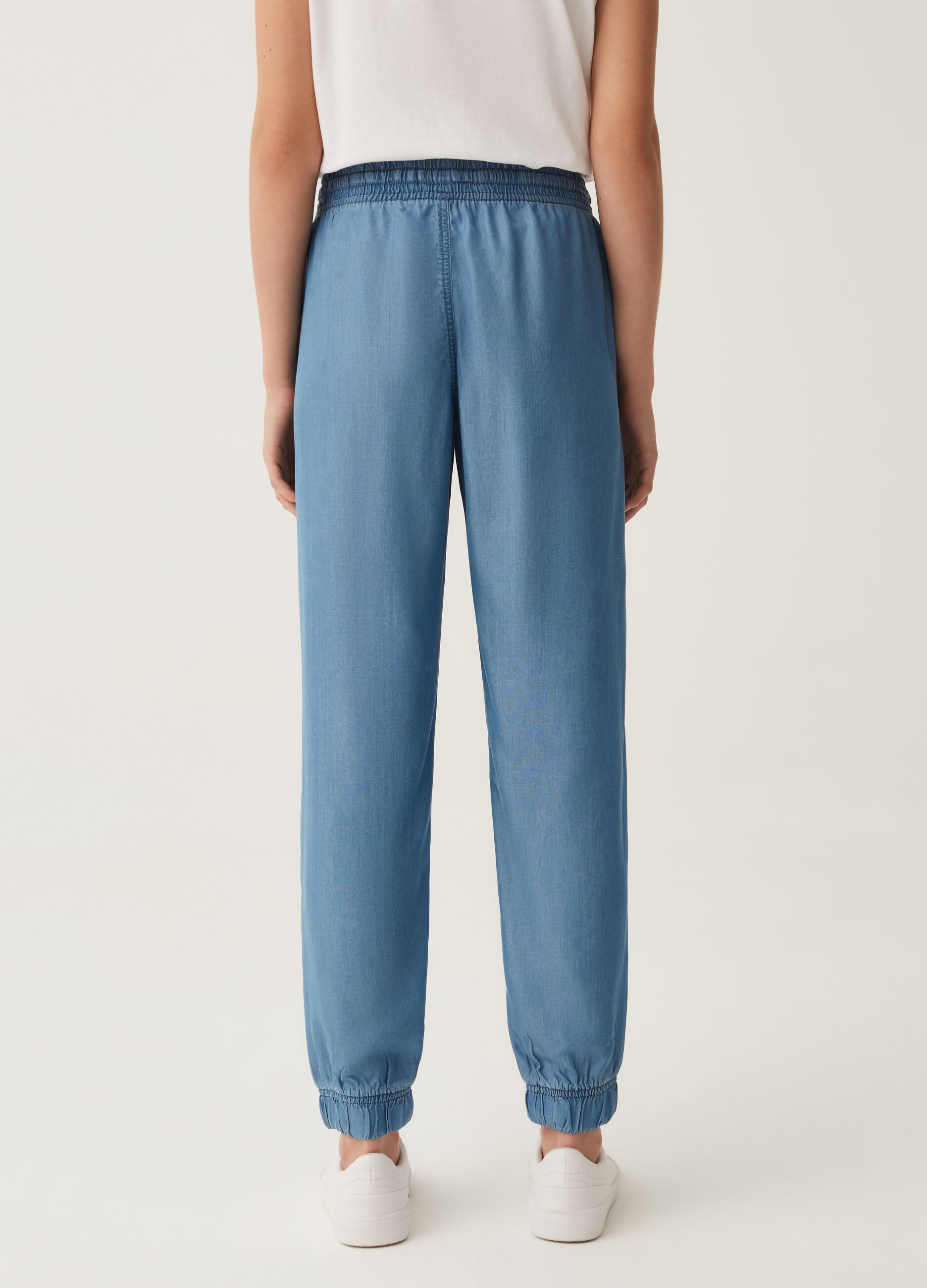 Joggers effetto denim con coulisse_2