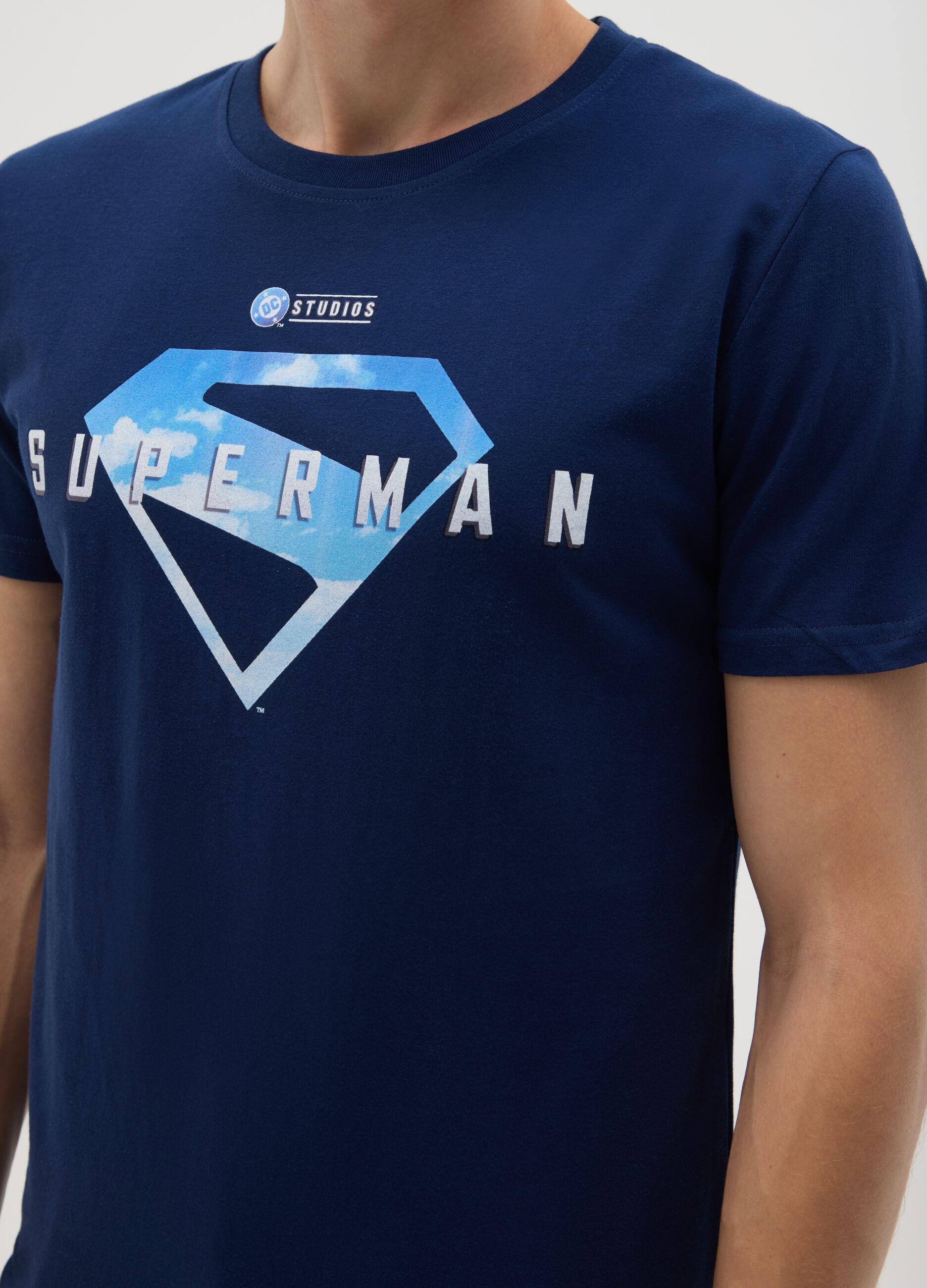 Men's pure cotton blue T-shirt with Superman logo