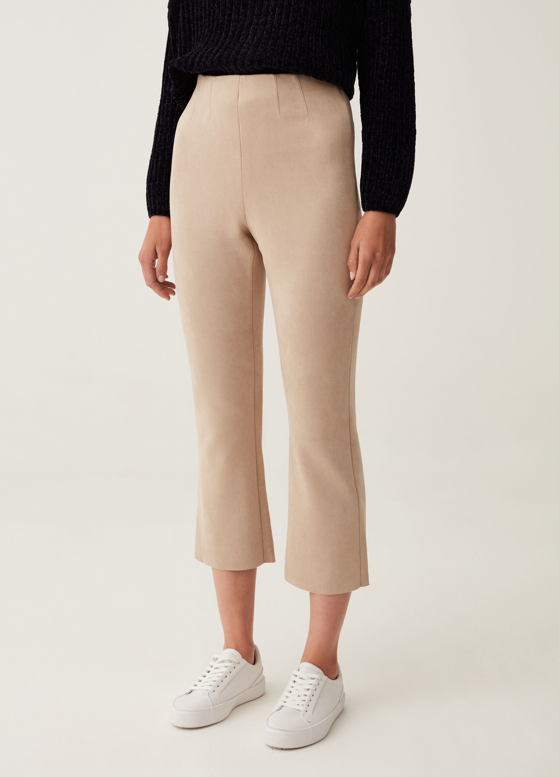 Leggings cropped flare fit scamosciati_1