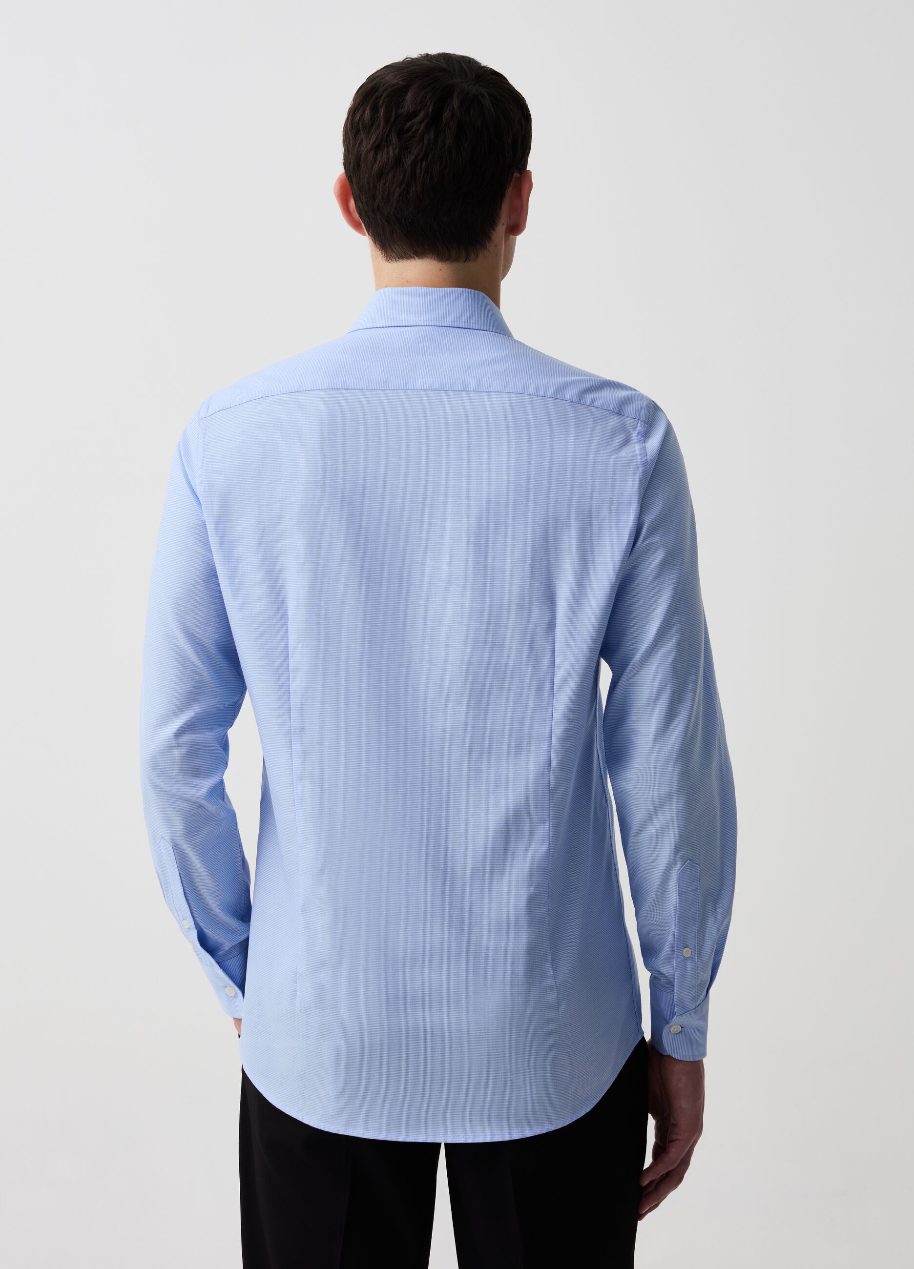 Camicia slim fit easy iron con micro trama