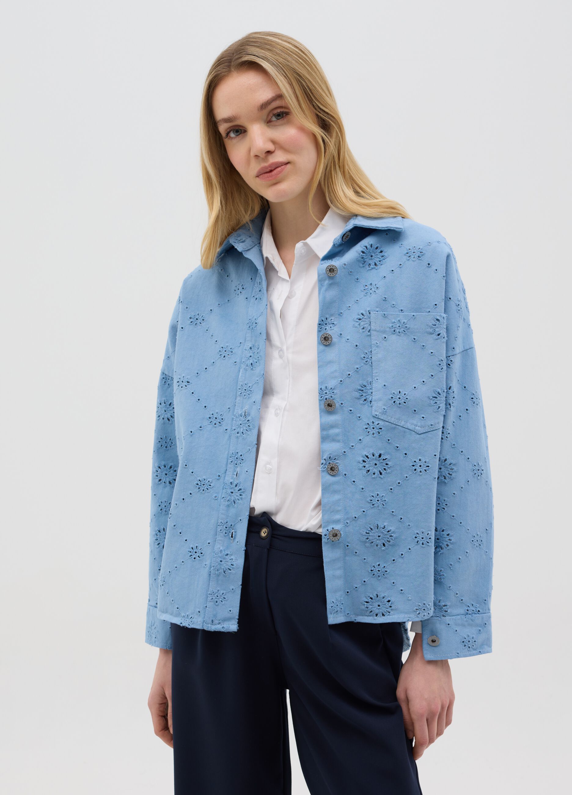 Camicia da donna in puro cotone azzurra regular fit