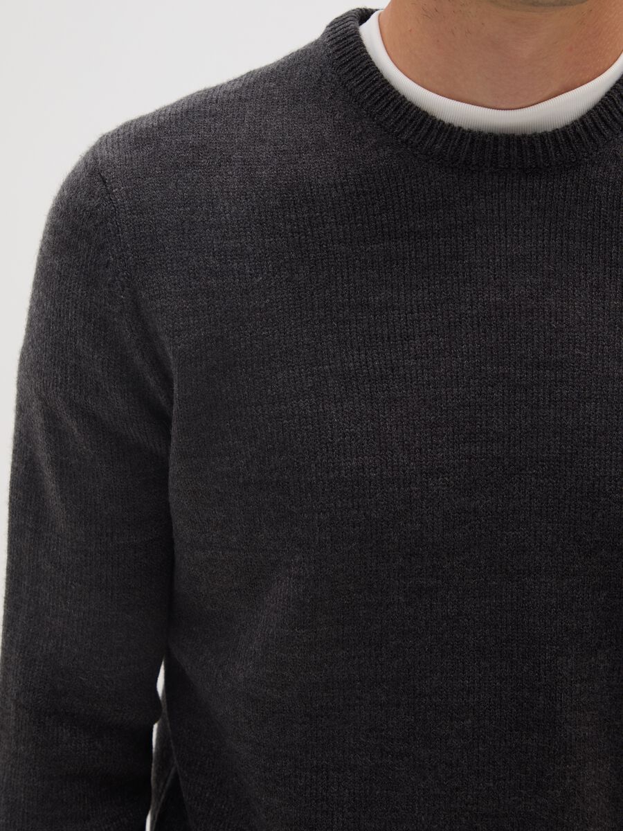 Grey Crew-Neck Sweater Regular Fit_3