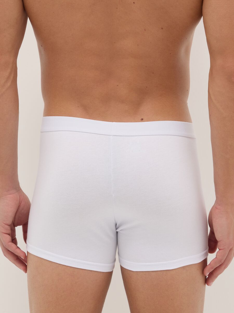 Multipack of White Stretch Cotton Regular Fit Boxers_2