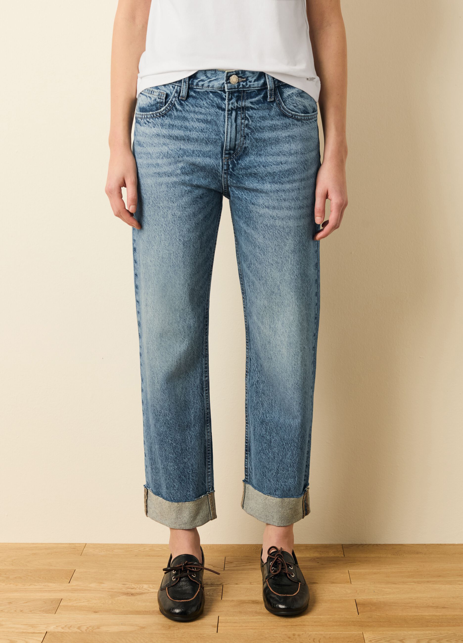 Relaxed-fit ankle jeans with turn-ups