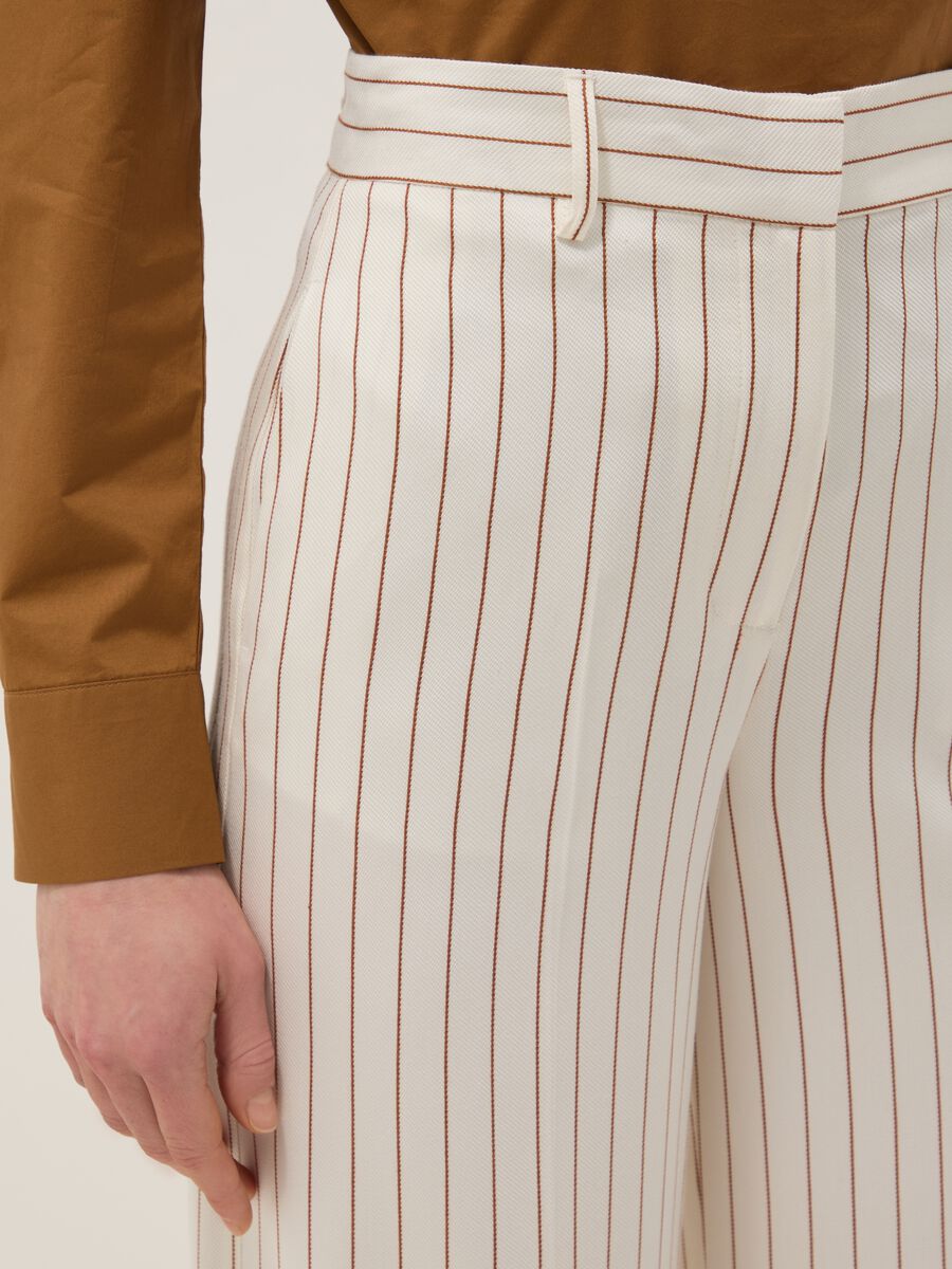 Multicolour Striped Viscose Blend Trousers with Oversized Fit_3