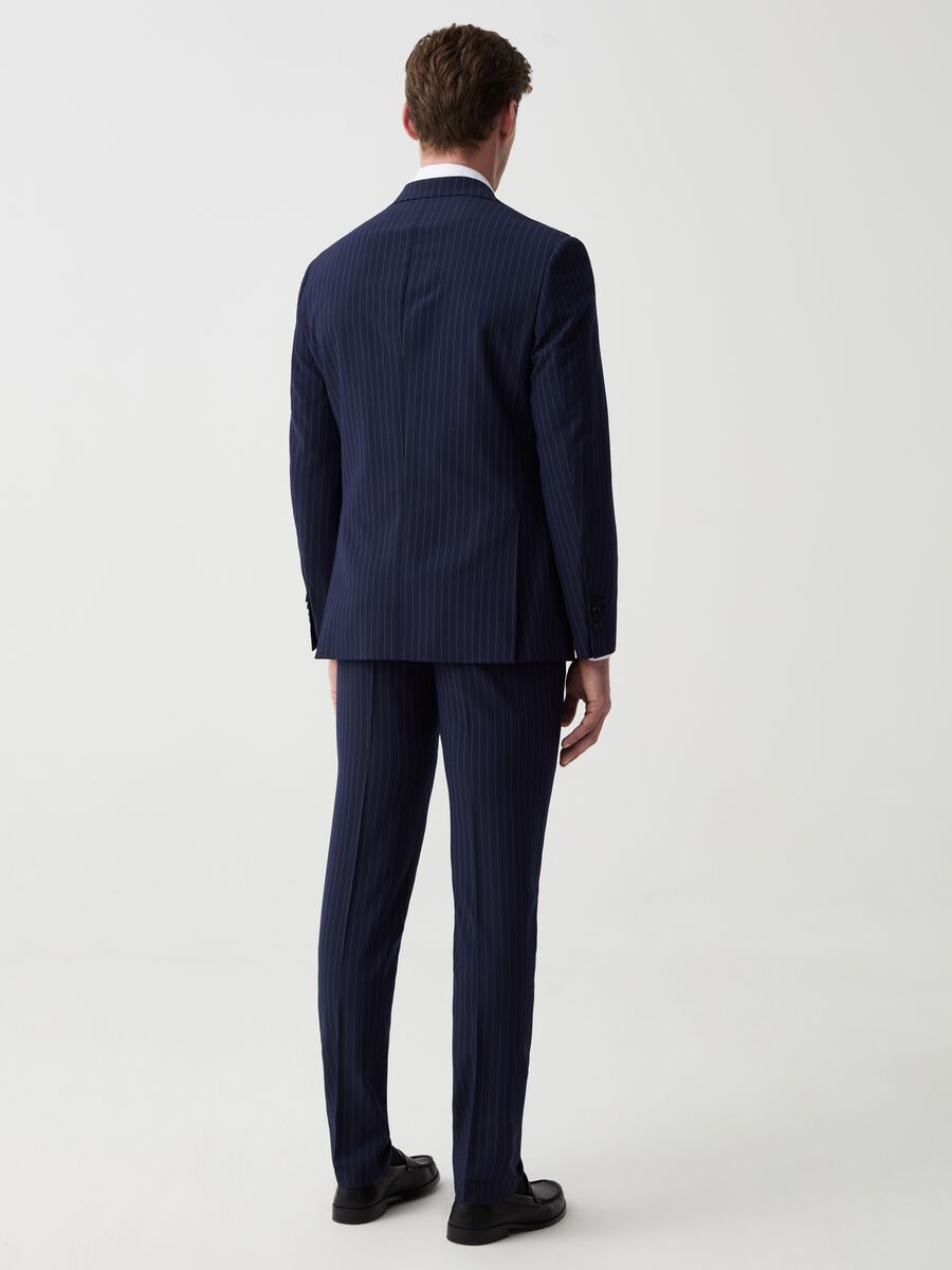 Easy-fit double-breasted pinstriped suit_2