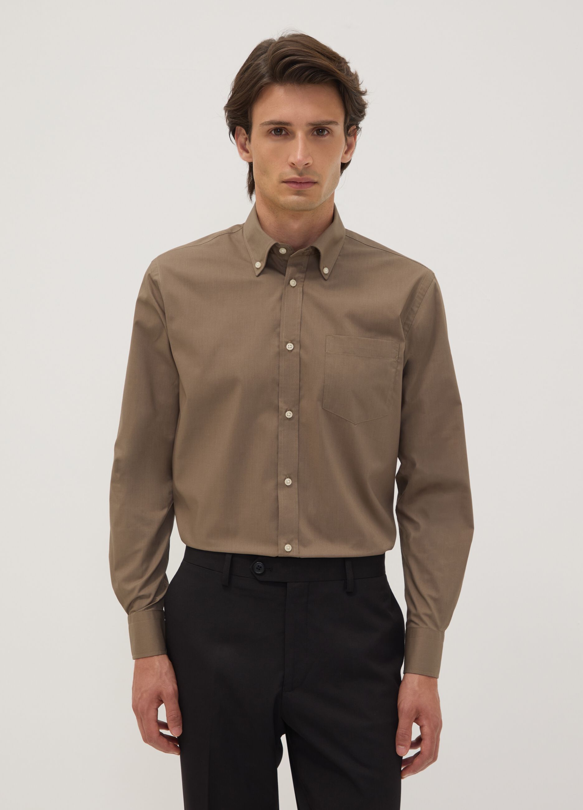 Camicia marrone regular fit con collo button-down easy iron