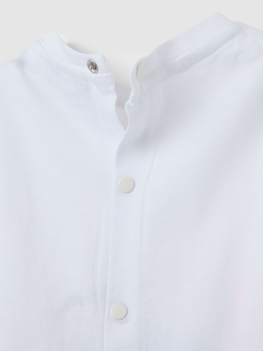 Children's summer set in pure white cotton with regular fit striped shorts_3