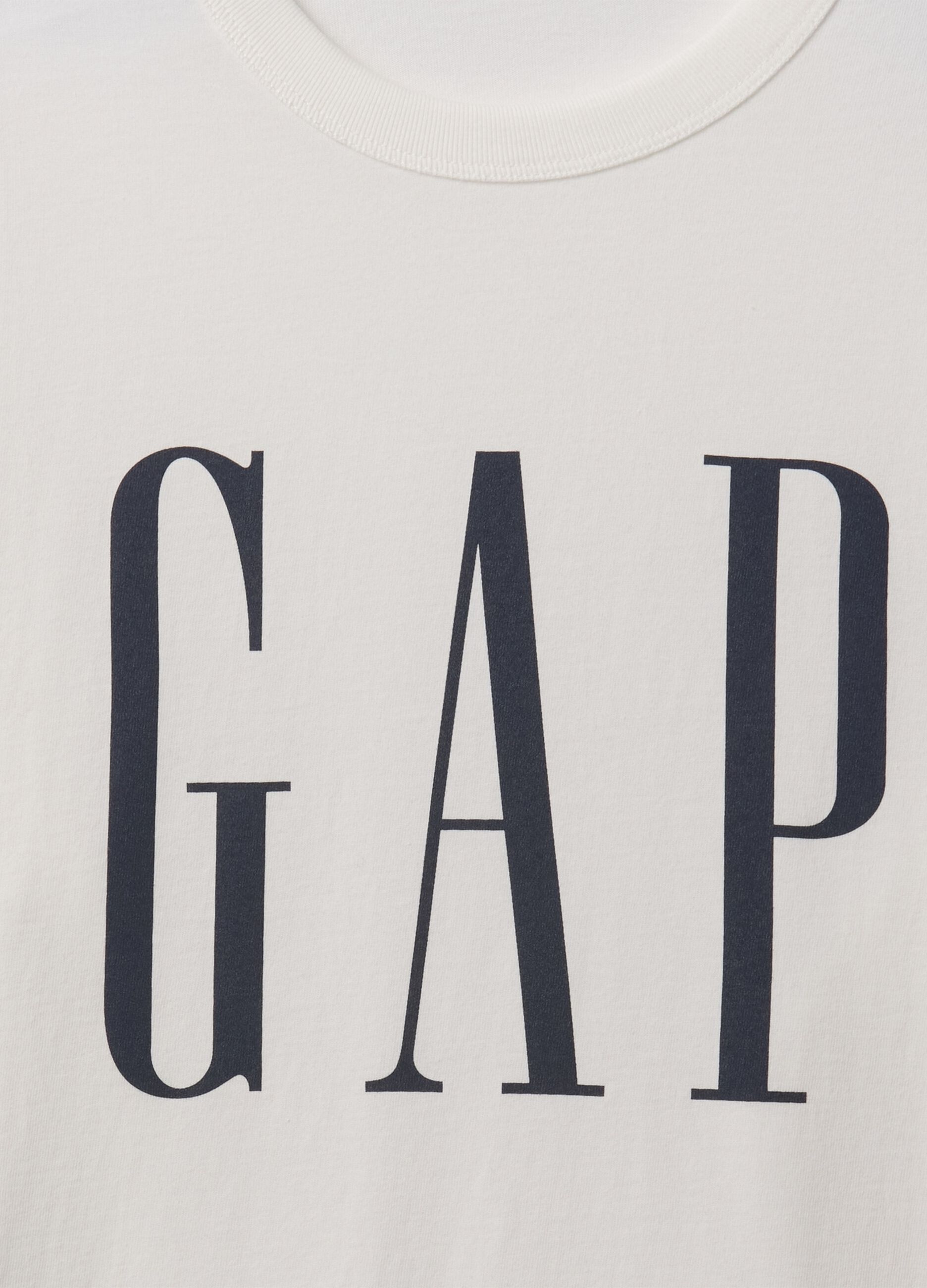 White long sleeve T-shirt with Gap logo