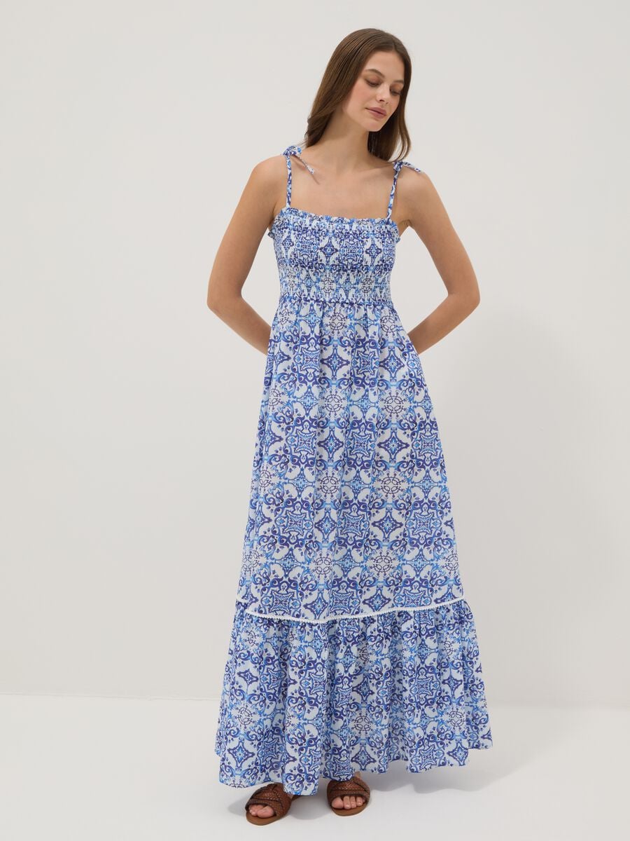 Abito lungo blu in puro cotone con spalline annodate_0