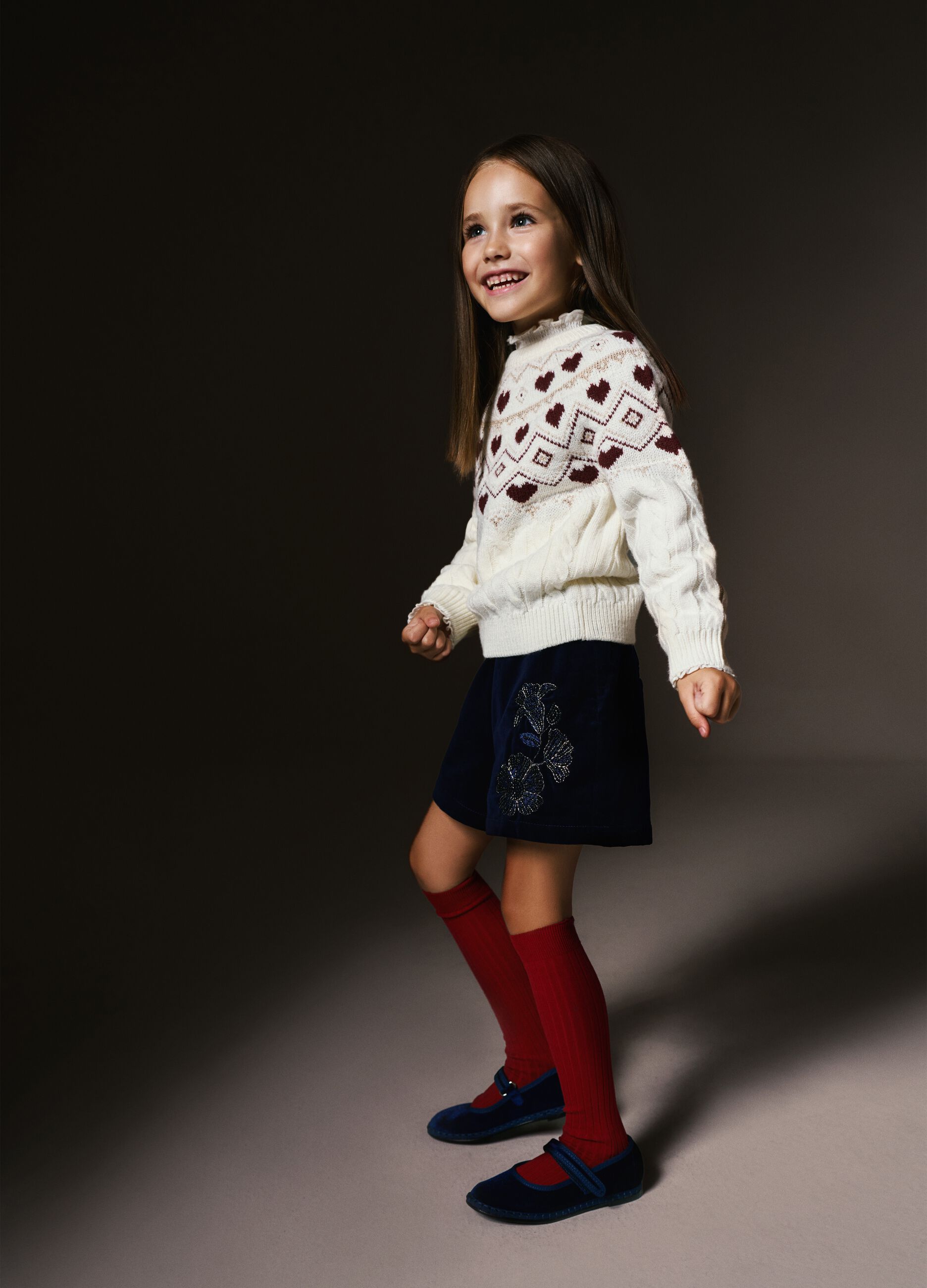 White regular fit girl's jumper with geometric pattern