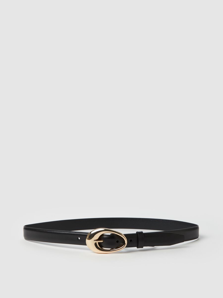 Contemporary leather belt with oval-shaped buckle_0