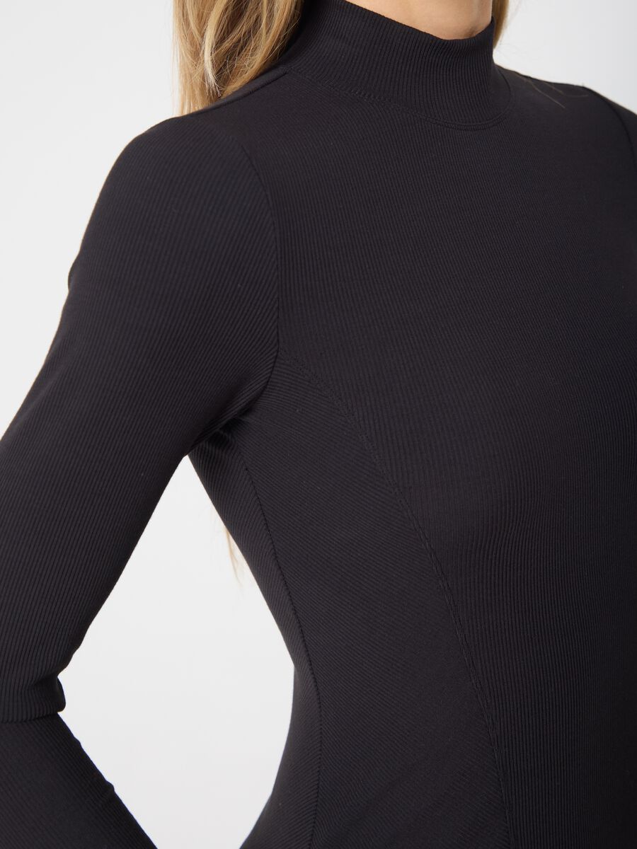 Long Sleeve Mock Neck T-Shirt ALTAVIA STUDIO_3
