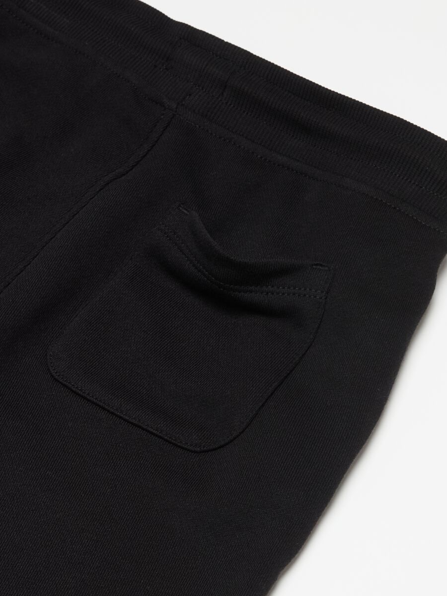 Essential Bermuda shorts in organic cotton fleece_2
