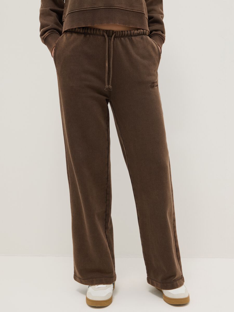 Brown jogger trousers in cotton blend regular fit_1