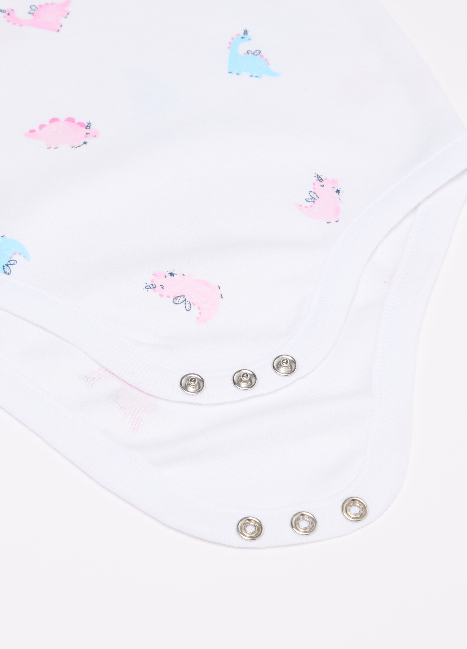 Three-pack organic cotton bodysuits with short sleeves