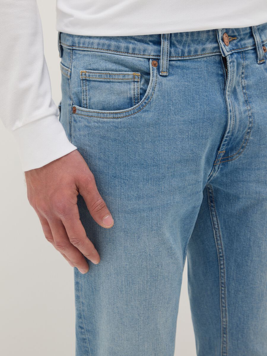 Blue slim fit denim jeans_3