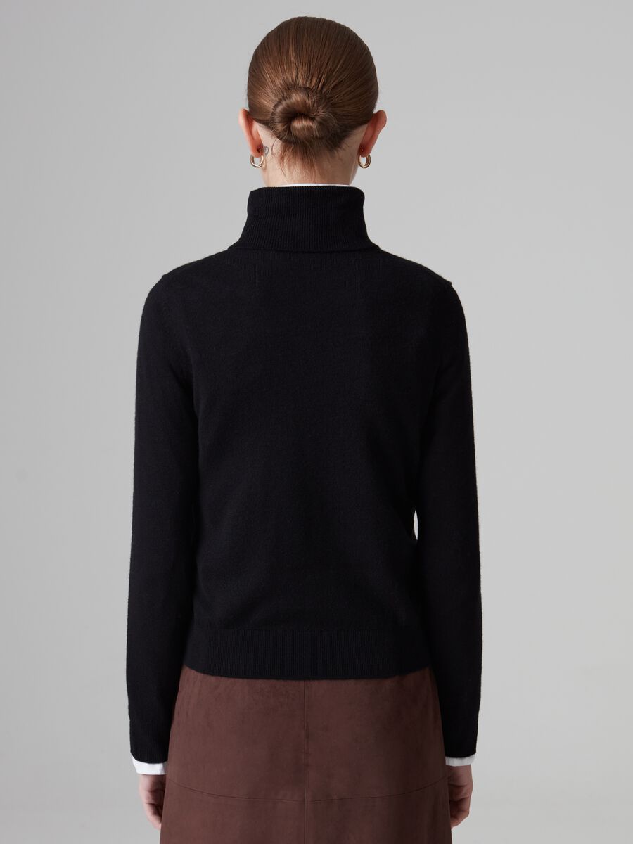 Pullover in lana a collo alto_2
