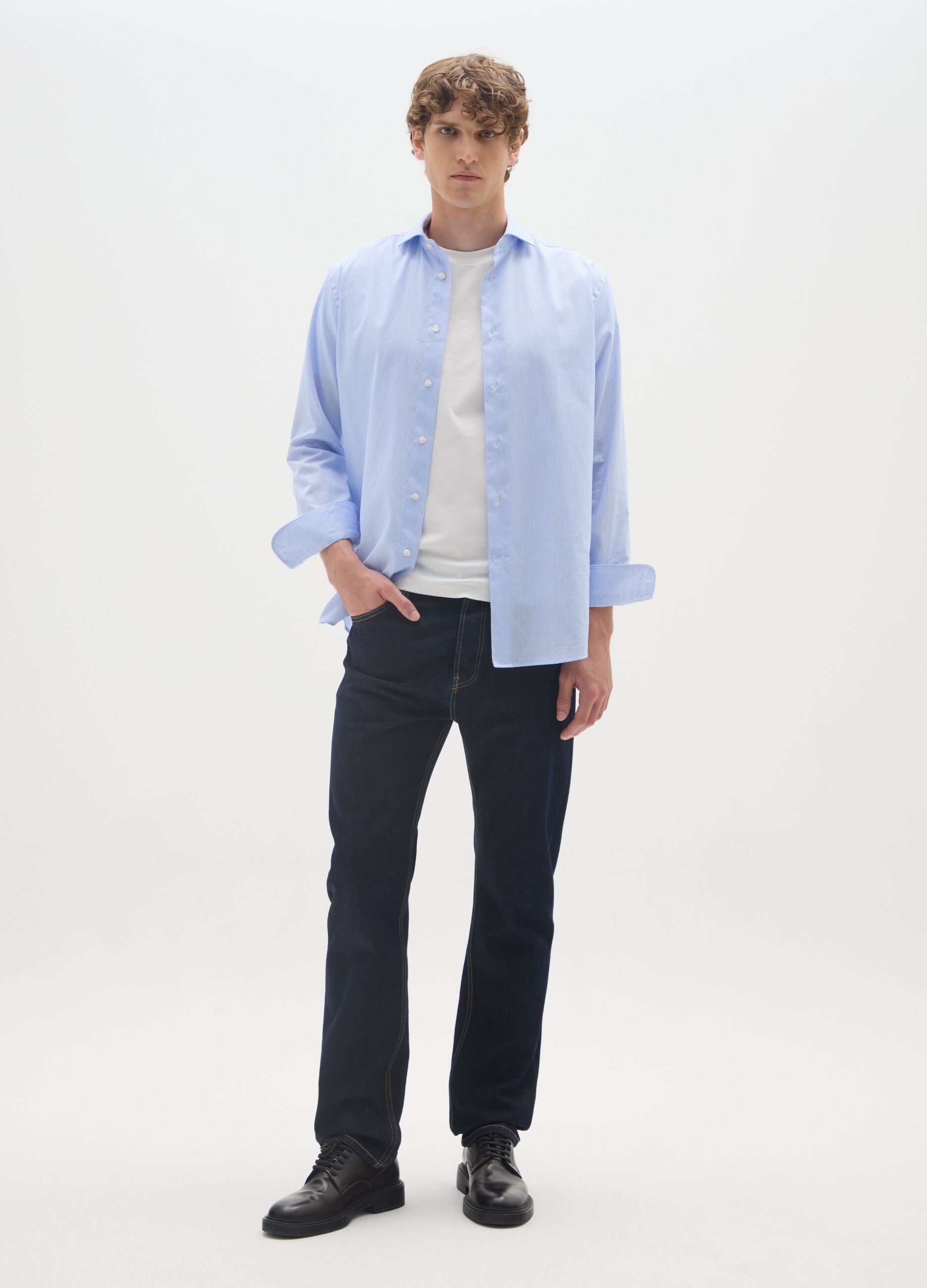 Blue straight fit jeans in pure cotton