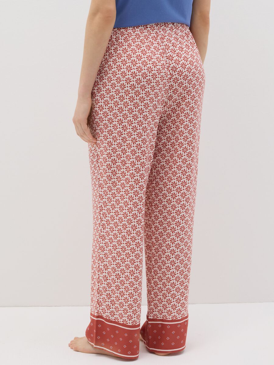 Pyjama trousers in printed viscose_2