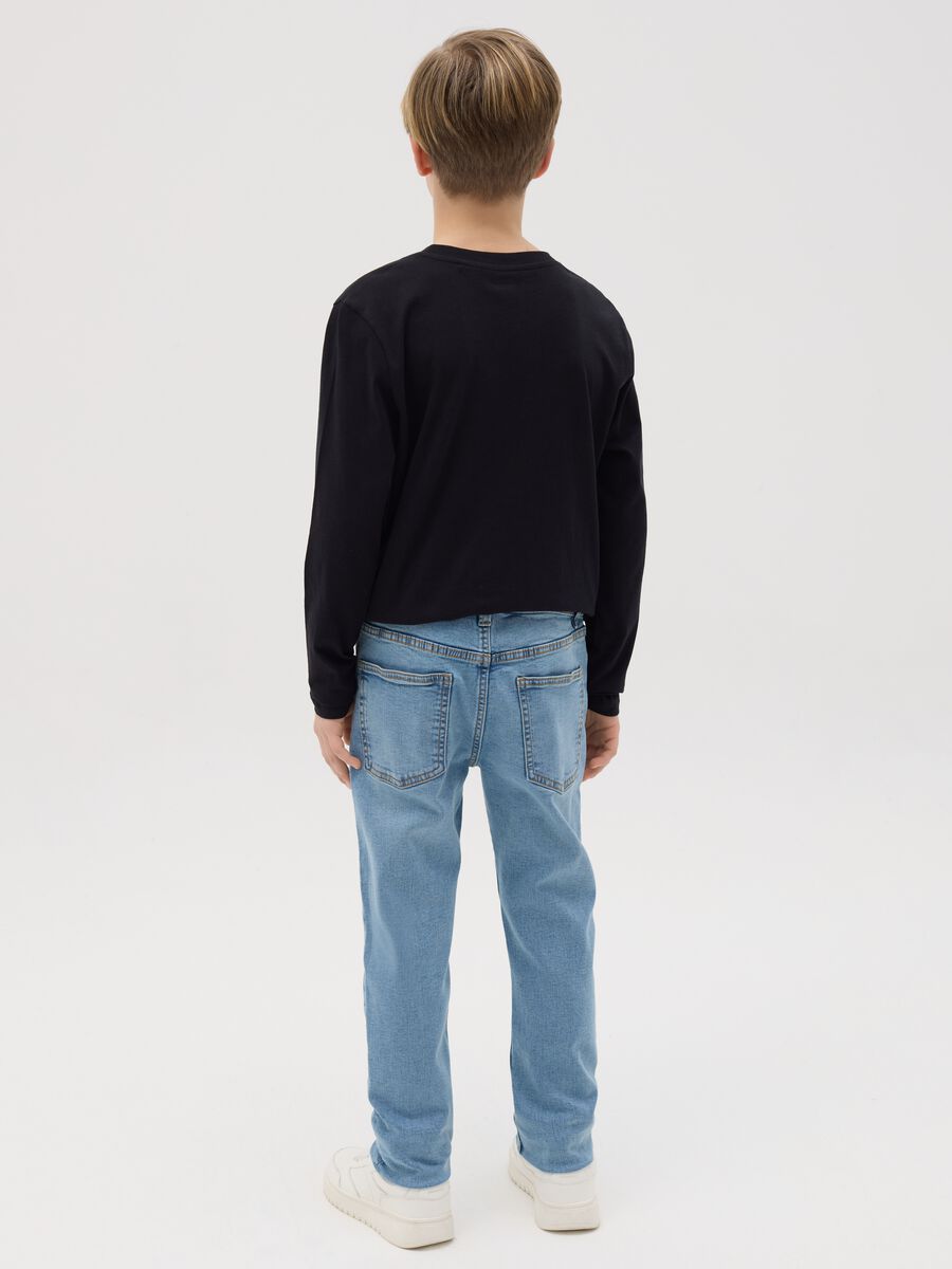 Slim-fit jeans with five pockets_3