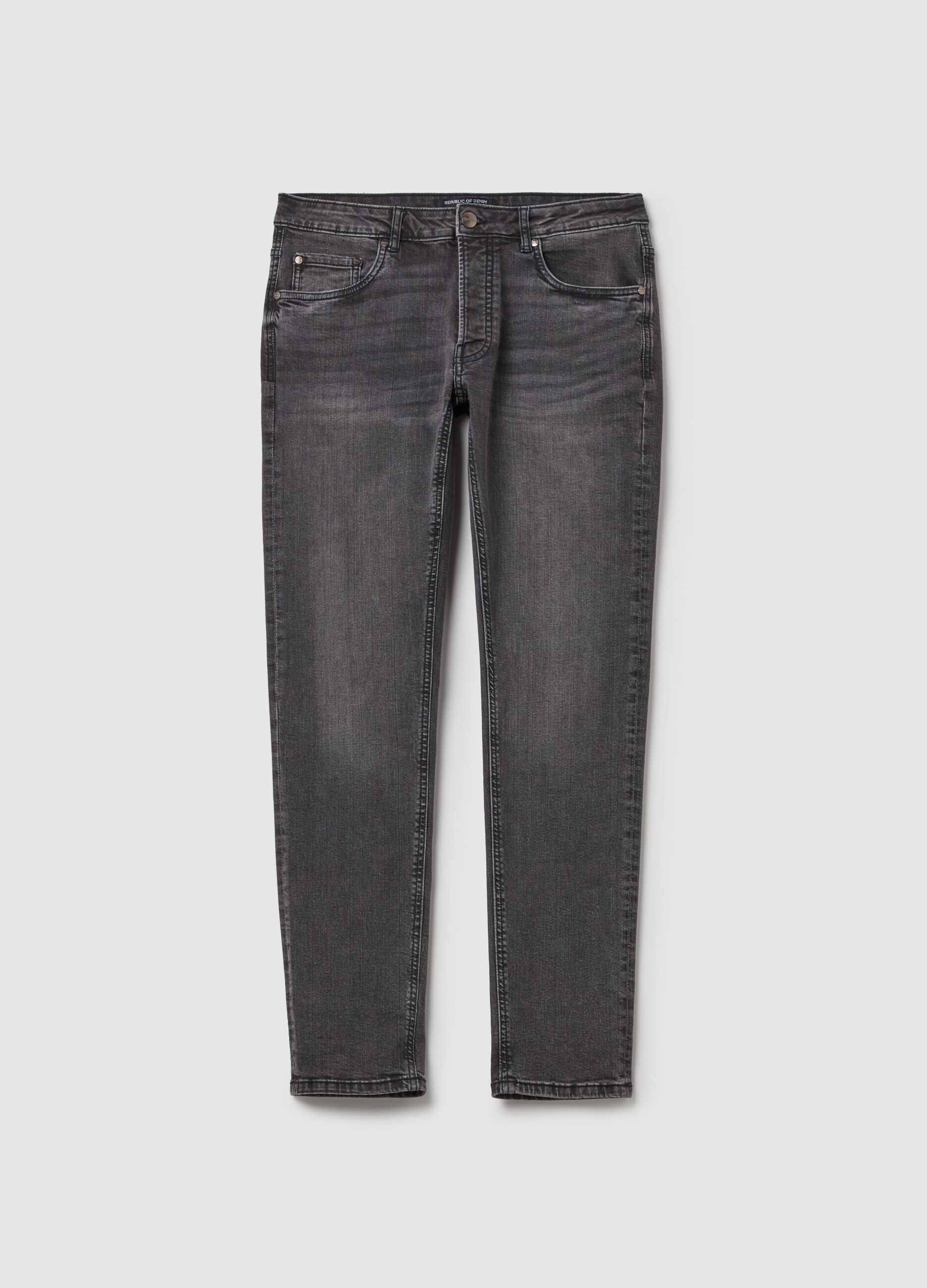 Slim-fit jeans with five pockets