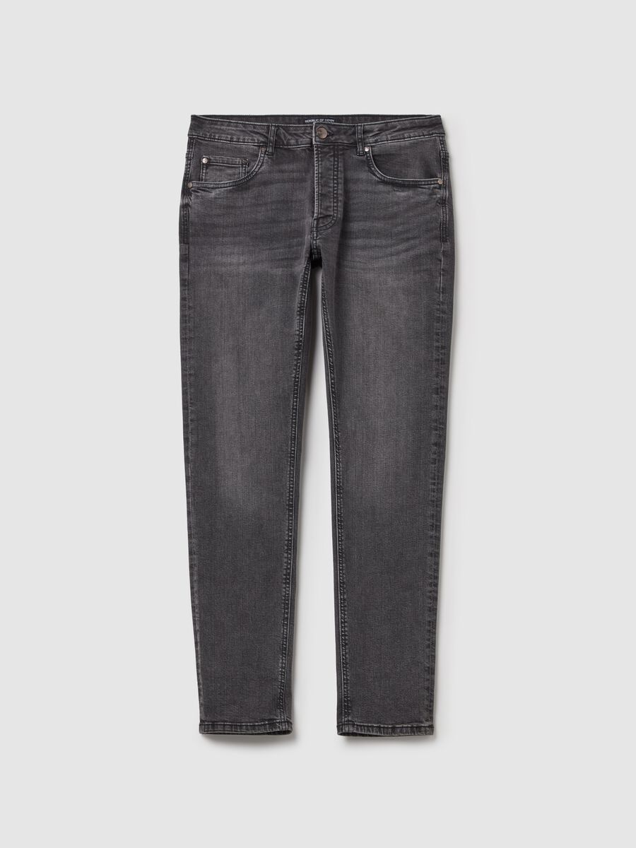 Slim-fit jeans with five pockets_4