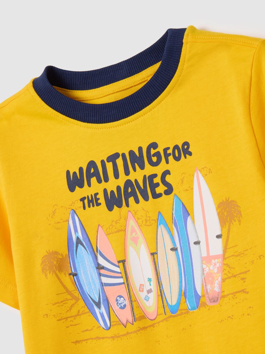 Children's cotton jogging set with yellow t-shirt and orange shorts_3