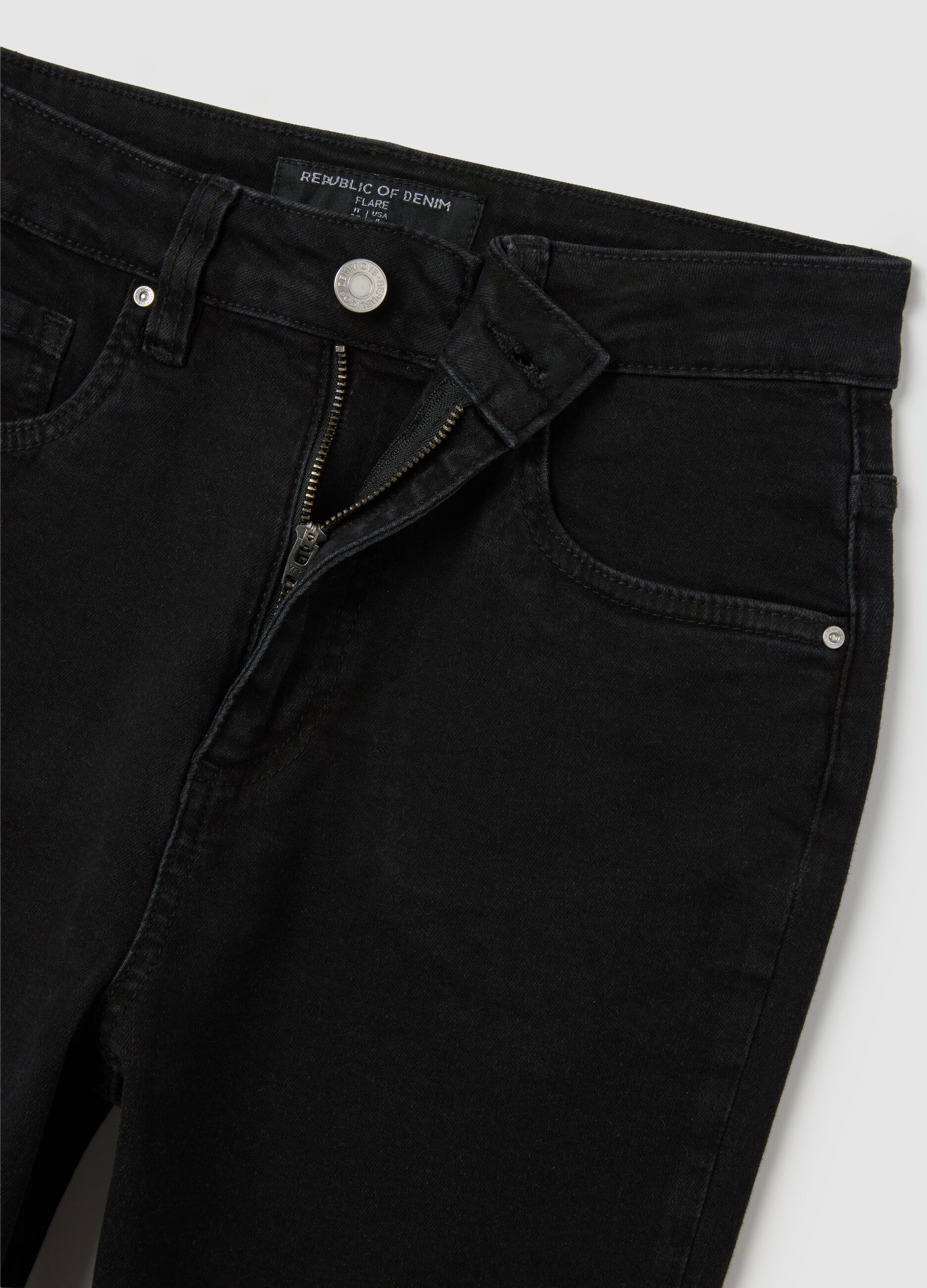 Women's regular fit black denim jeans