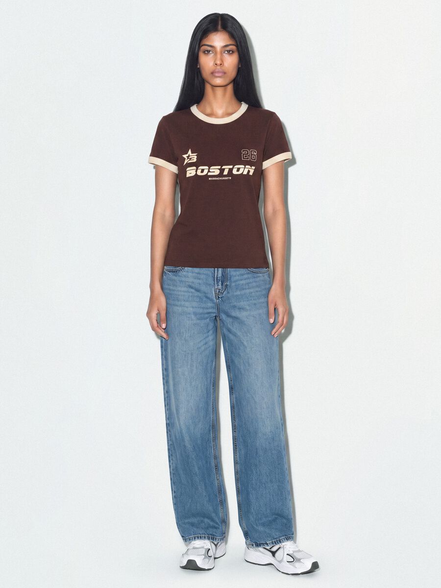Brown cotton T-shirt with front graphic print and contrast trims_1