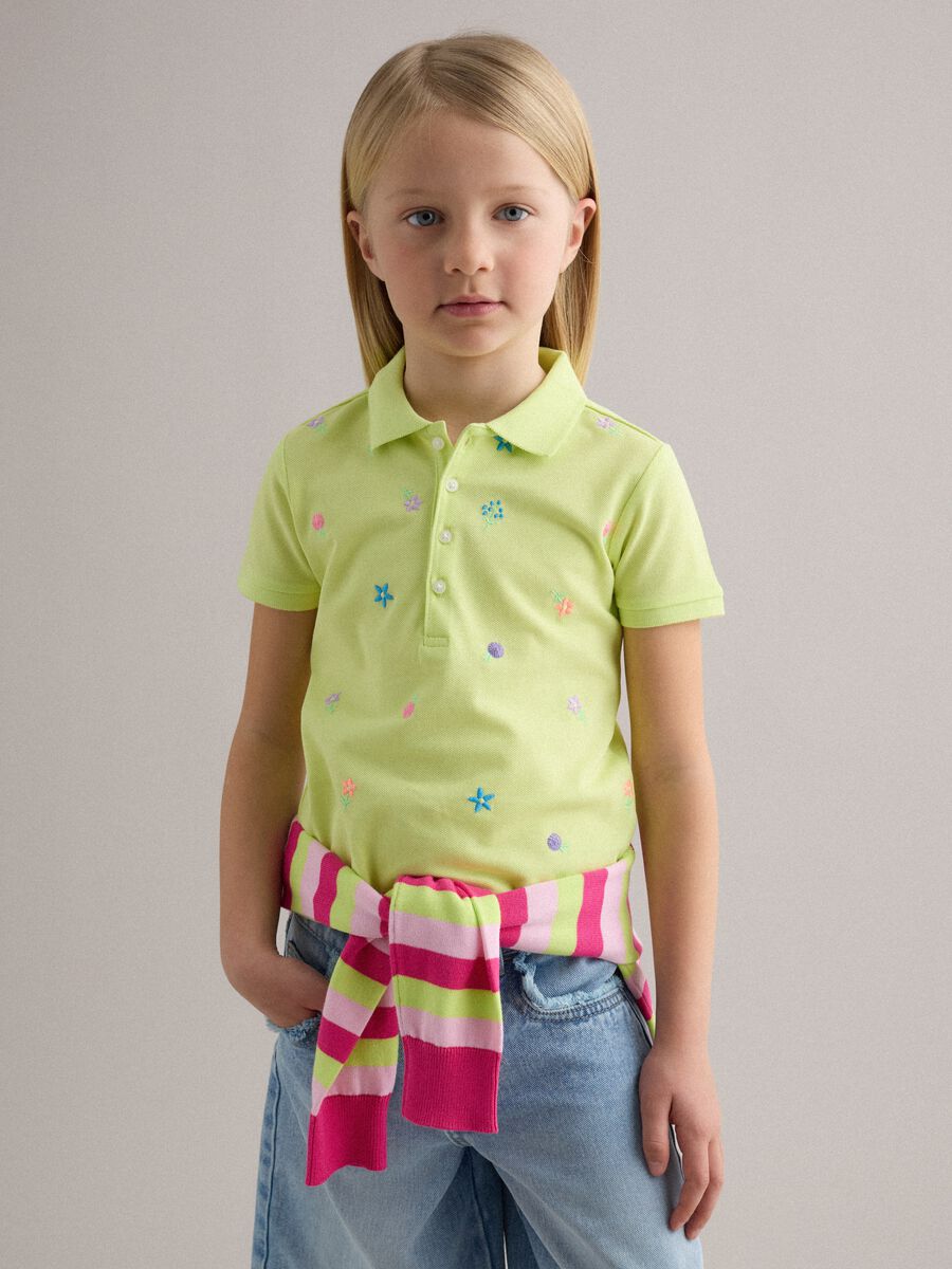 Girls' green pure cotton polo regular fit with embroidered flowers_0