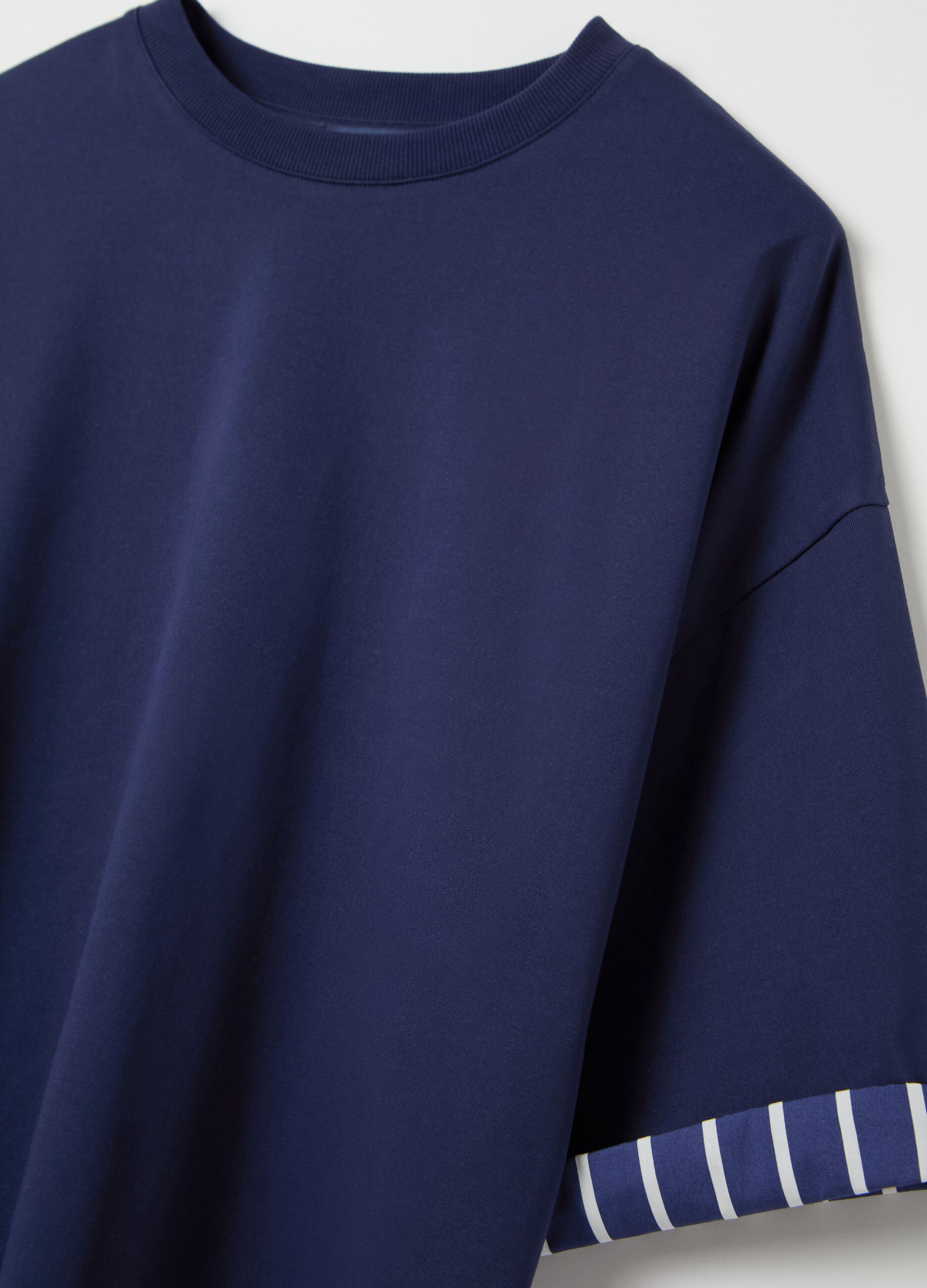 Oversized T-shirt with contrasting detail