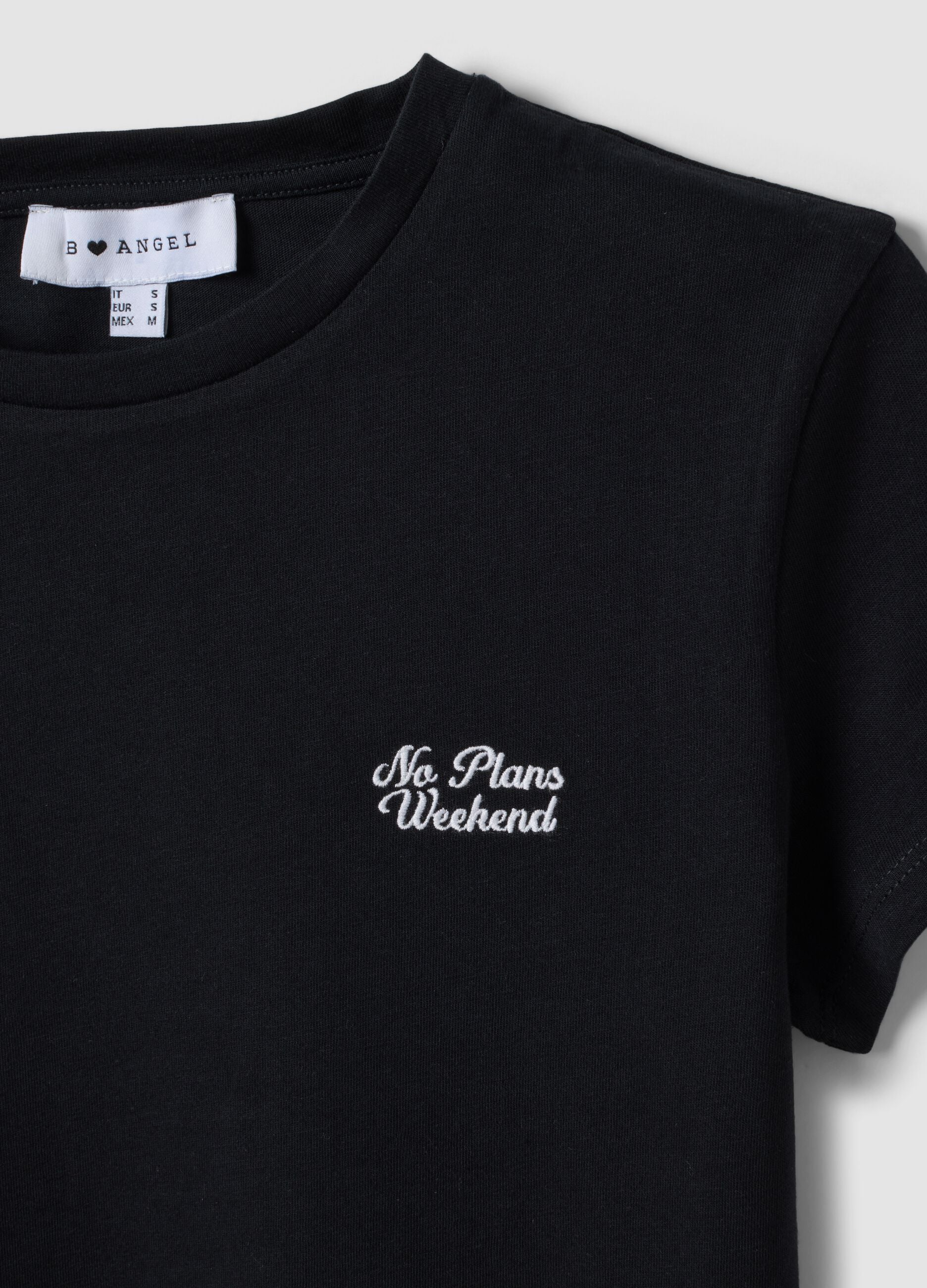 Black pure cotton crop T-shirt with crew neck and print