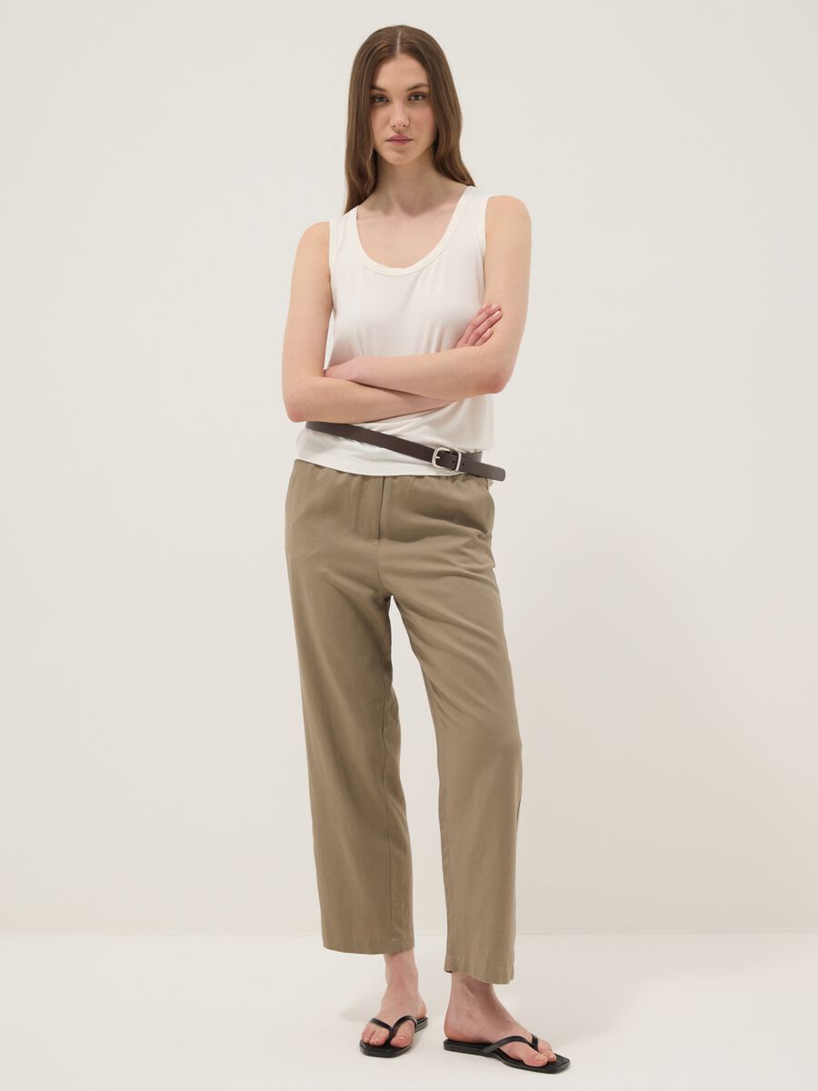 Tank top bianco in viscosa elasticizzato regular fit_2