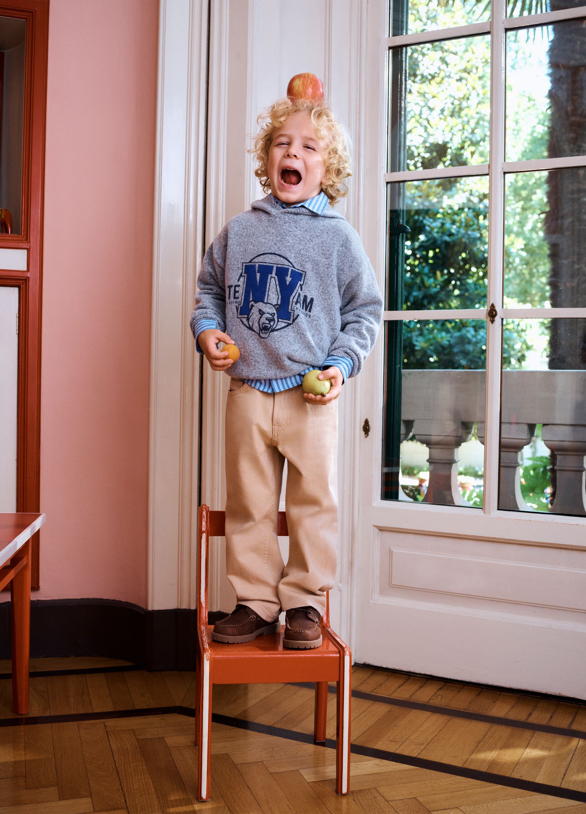 Grey stretch hoodie sweatshirt with print for boys