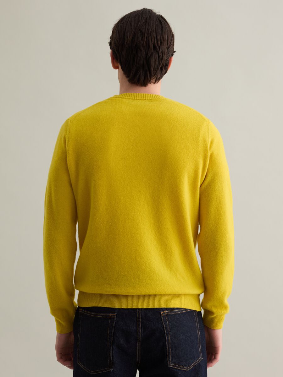 Lambswool crew-neck pullover_3
