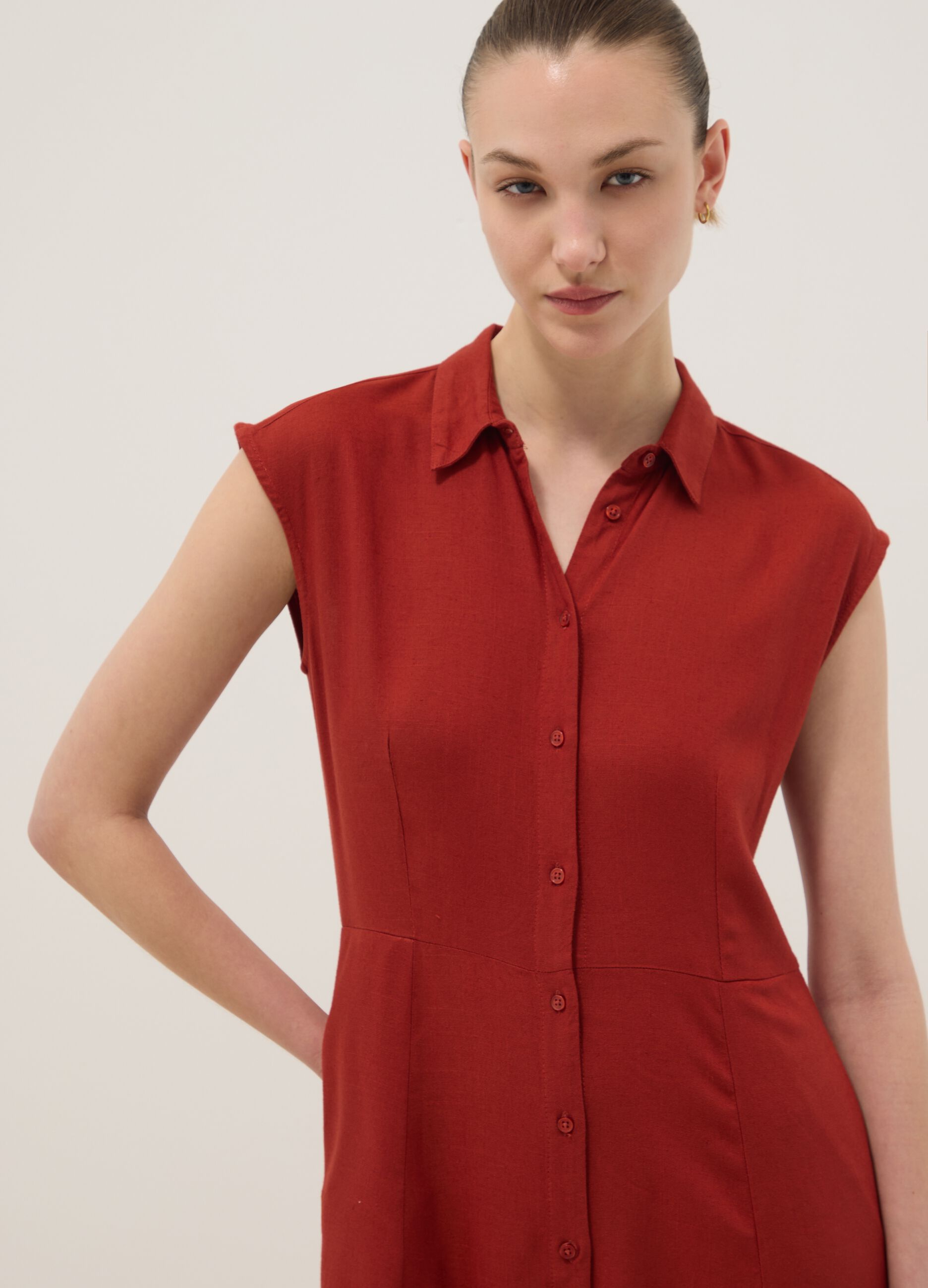 Red regular-fit shirt dress in viscose and linen blend