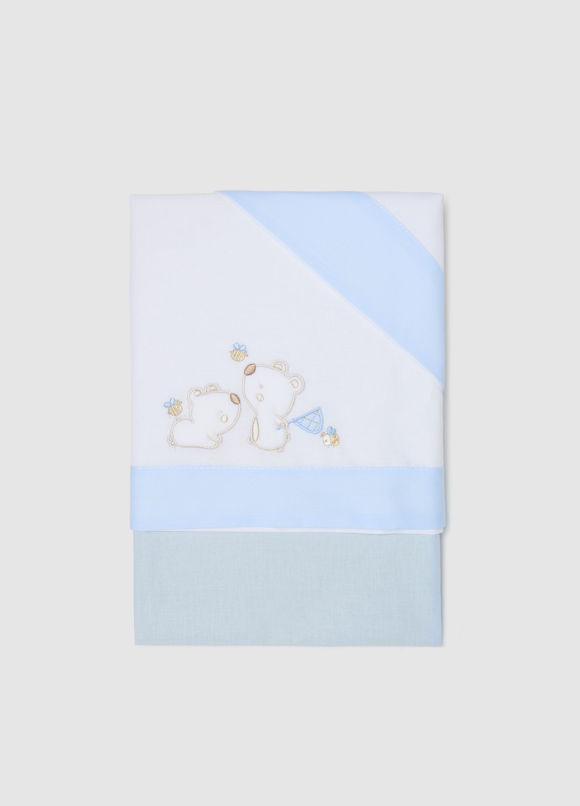 Three-piece cotton crib set with teddy bears and bees embroidery