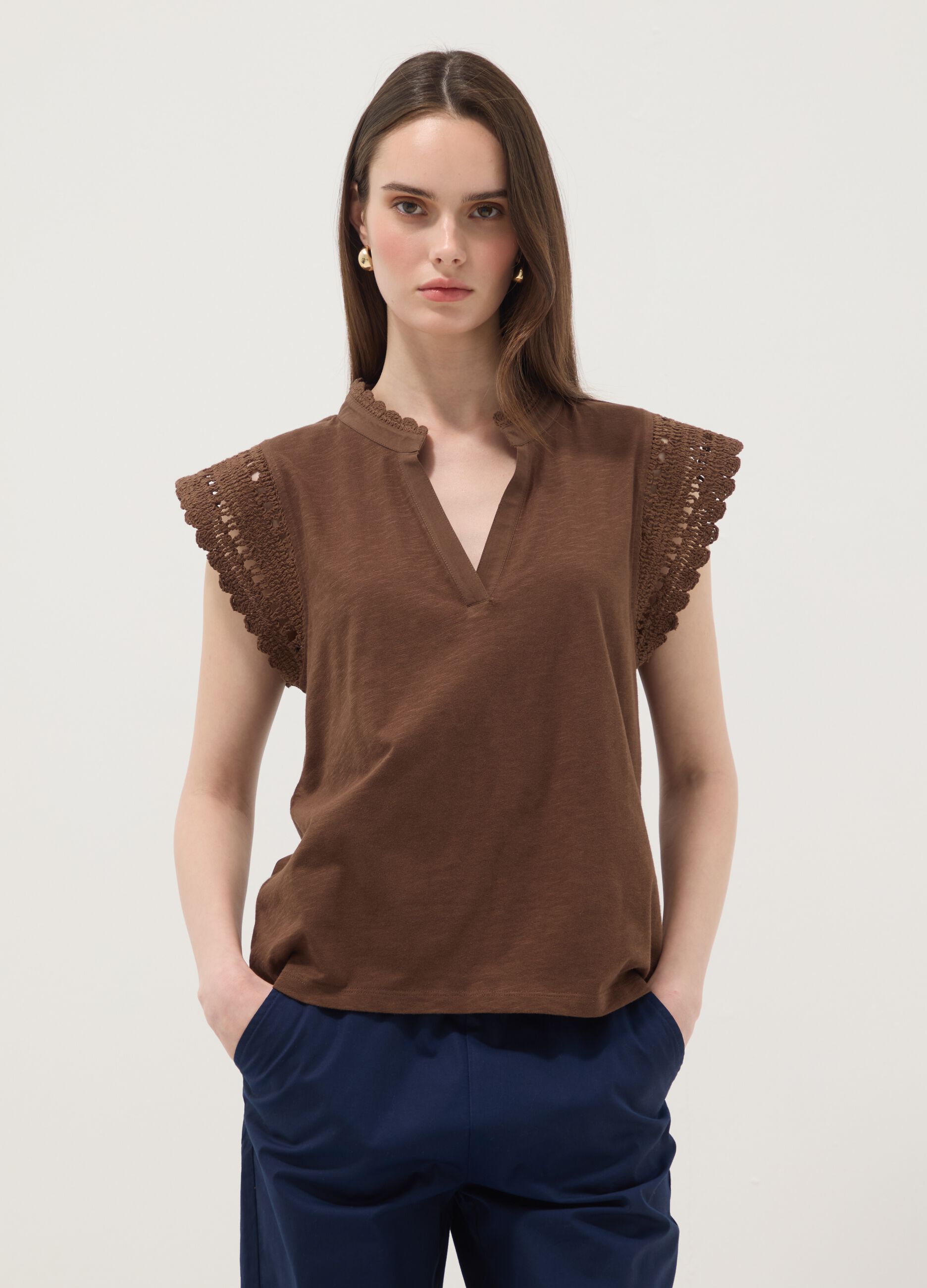 Brown pure cotton T-shirt with crochet details, regular fit
