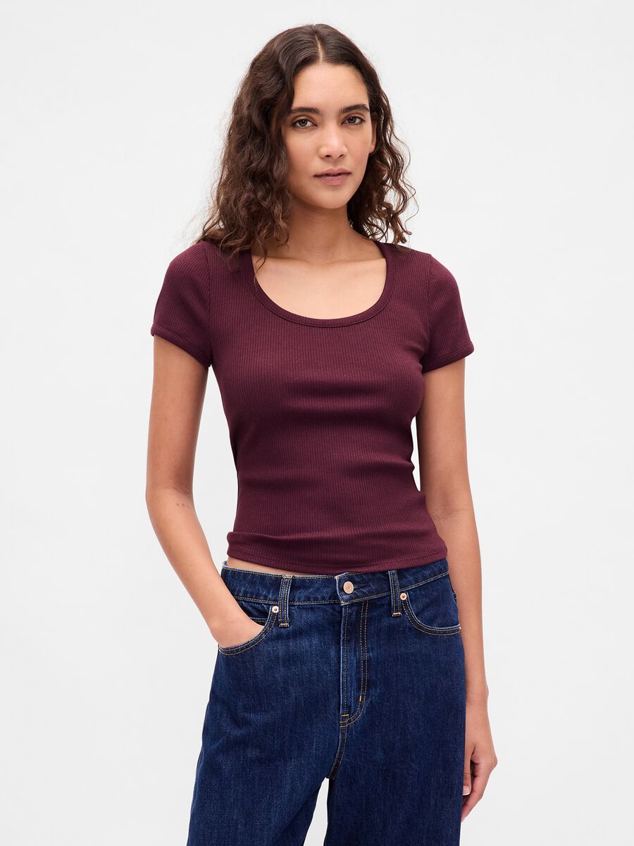T-shirt viola elasticizzata a maniche corte_0