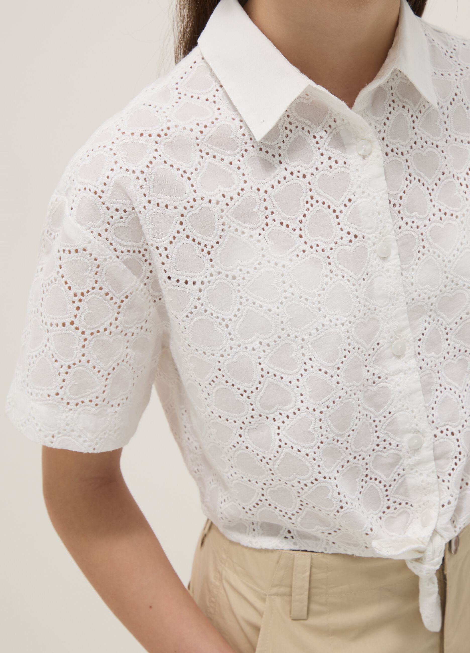 Girls&rsquo; white pure cotton regular-fit shirt with heart cutwork
