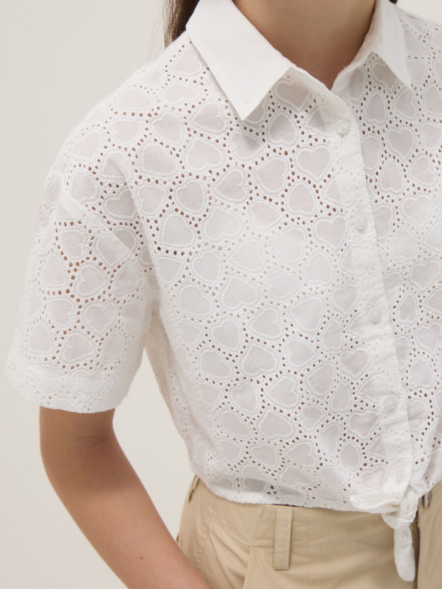 Girls&rsquo; white pure cotton regular-fit shirt with heart cutwork_2